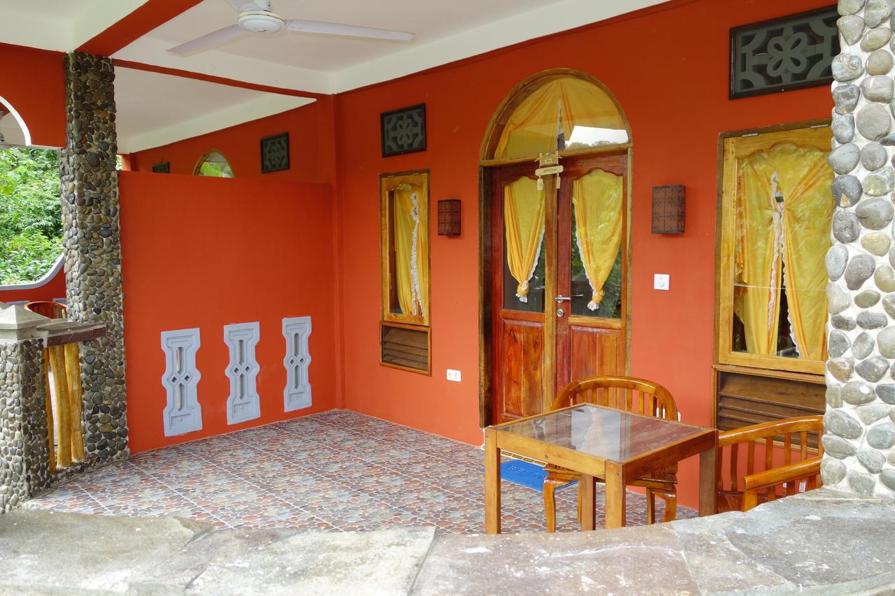 Hotel Orangutan Bukit Lawang Exterior foto